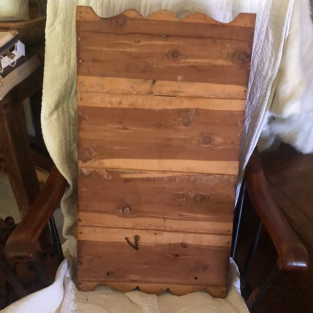 Vintage Knotty Pine Scalloped Wood Wooden Wall Shelf